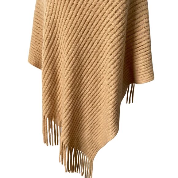 Time & Tru NWT Women's S/M Boho Cottagecore Ribbed Fringe Poncho Winter Comfy - Picture 4 of 9
